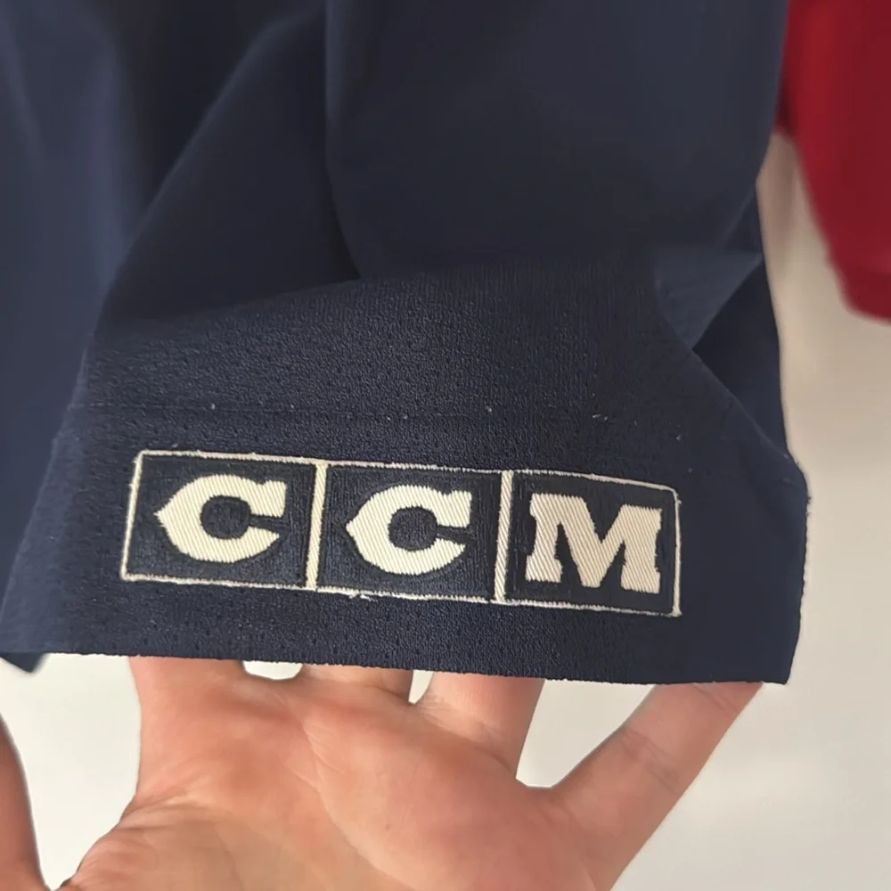 Vintage New York Rangers Liberty Jersey / CCM / Medium / 90s - Picture 8 of 12